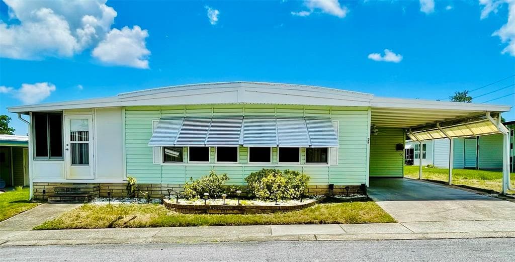 36 MAPLE LEAF COURT PALM HARBOR, FL 34684