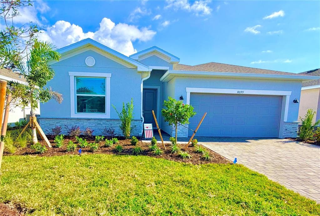 8099 SAINT KITTS CIRCLE ENGLEWOOD, FL 34224