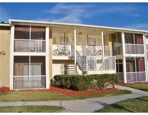 215 LAKE BROOK CIRCLE UNIT 204
