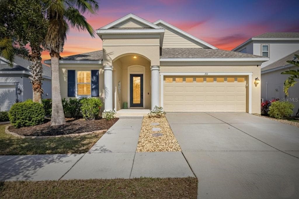 211 SHELL CREEK COURT APOLLO BEACH, FL 33572