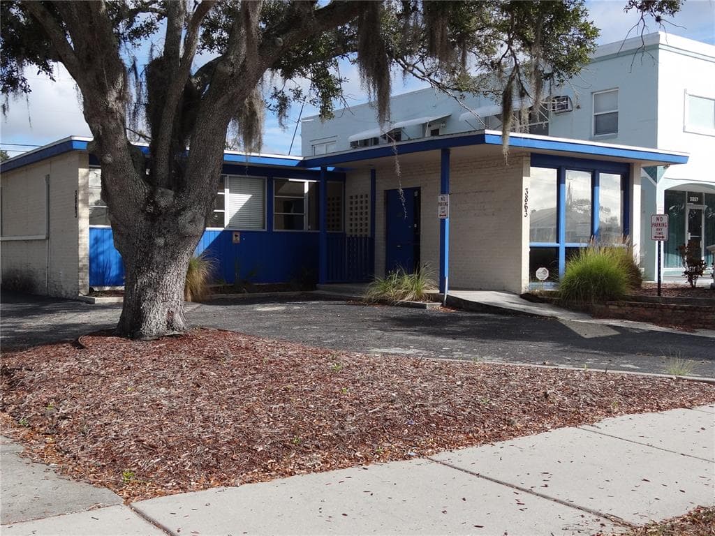 3863 CENTRAL AVENUE ST PETERSBURG, FL 33710