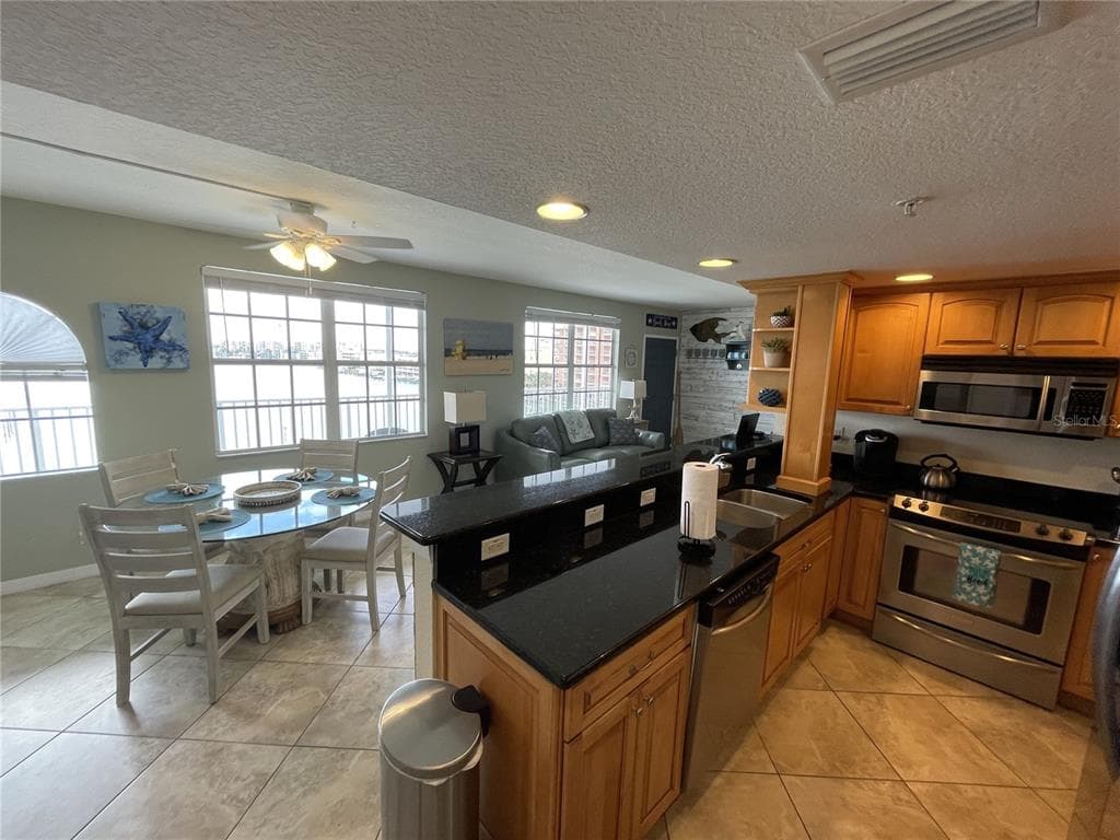 445 HAMDEN DRIVE UNIT 505