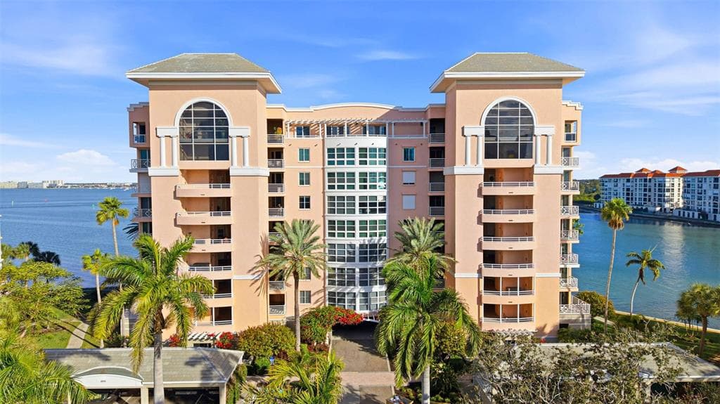 4991 BACOPA LANE S UNIT 201 ST PETERSBURG, FL 33715