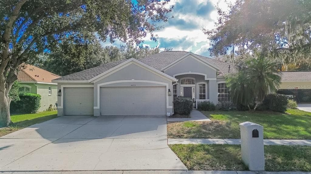 4423 MERRICK RUN LANE VALRICO, FL 33596