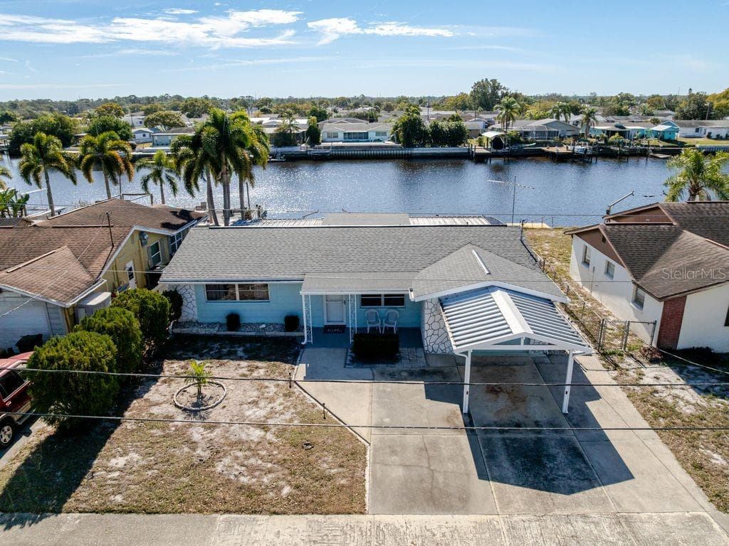 5644 RIDDLE ROAD HOLIDAY, FL 34690
