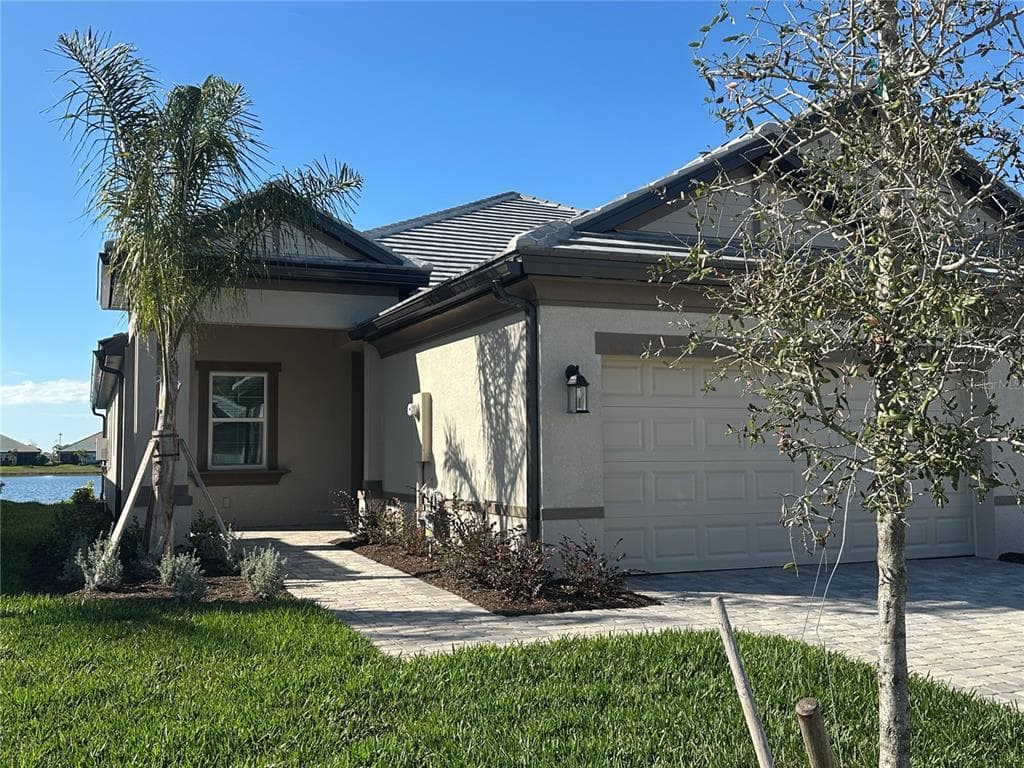 18091 CHERISHED LOOP BRADENTON, FL 34211