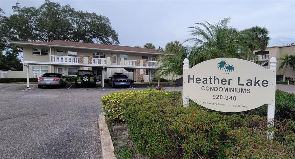 930 VIRGINIA STREET UNIT 203 DUNEDIN, FL 34698