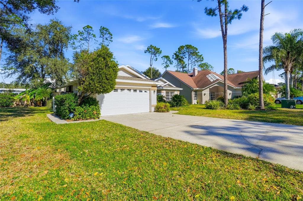 5712 WHITEBARK DRIVE