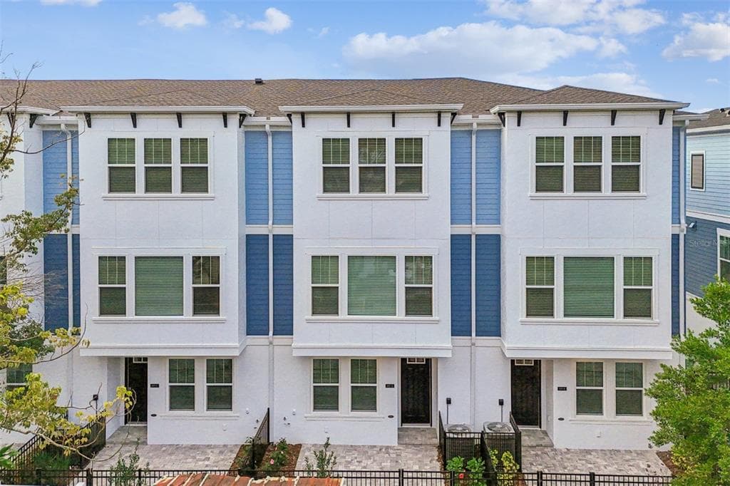 6605 N NEBRASKA AVENUE UNIT 15 TAMPA, FL 33604