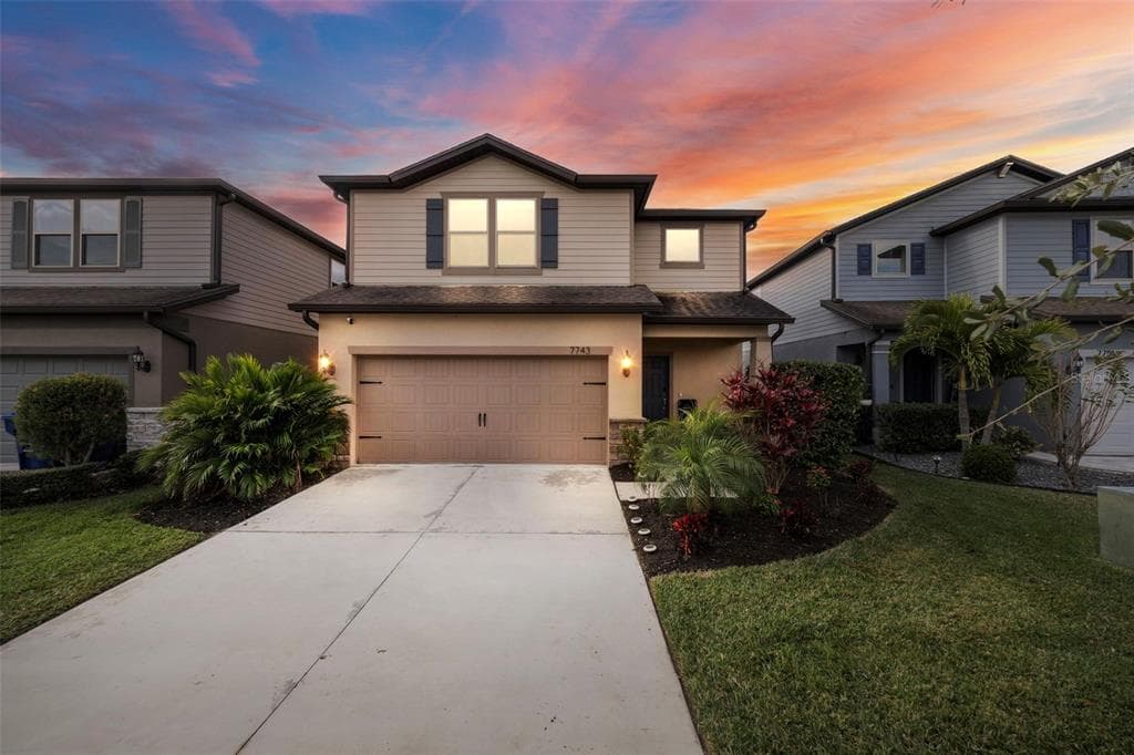 7743 YALE HARBOR DRIVE WESLEY CHAPEL, FL 33545