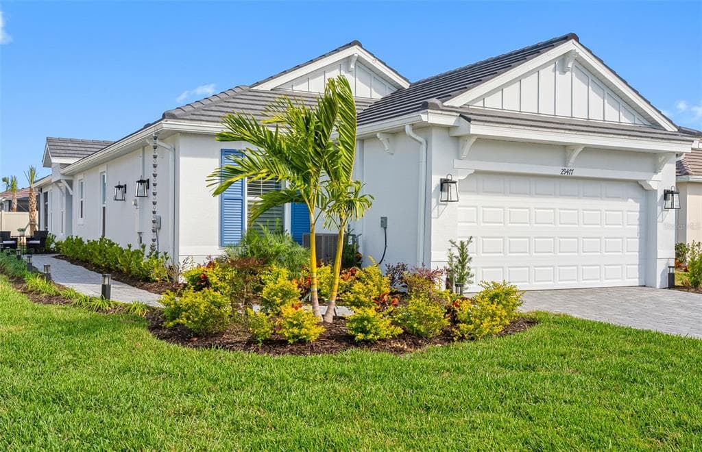 29477 VELLETRI LANE WESLEY CHAPEL, FL 33543