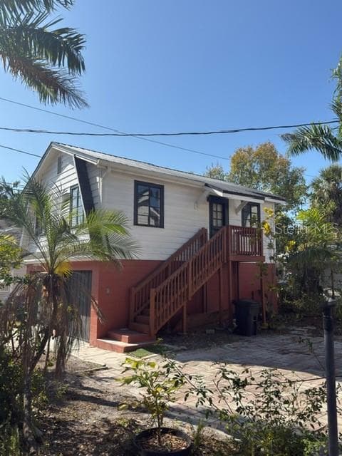 456 17TH AVENUE NE ST PETERSBURG, FL 33704