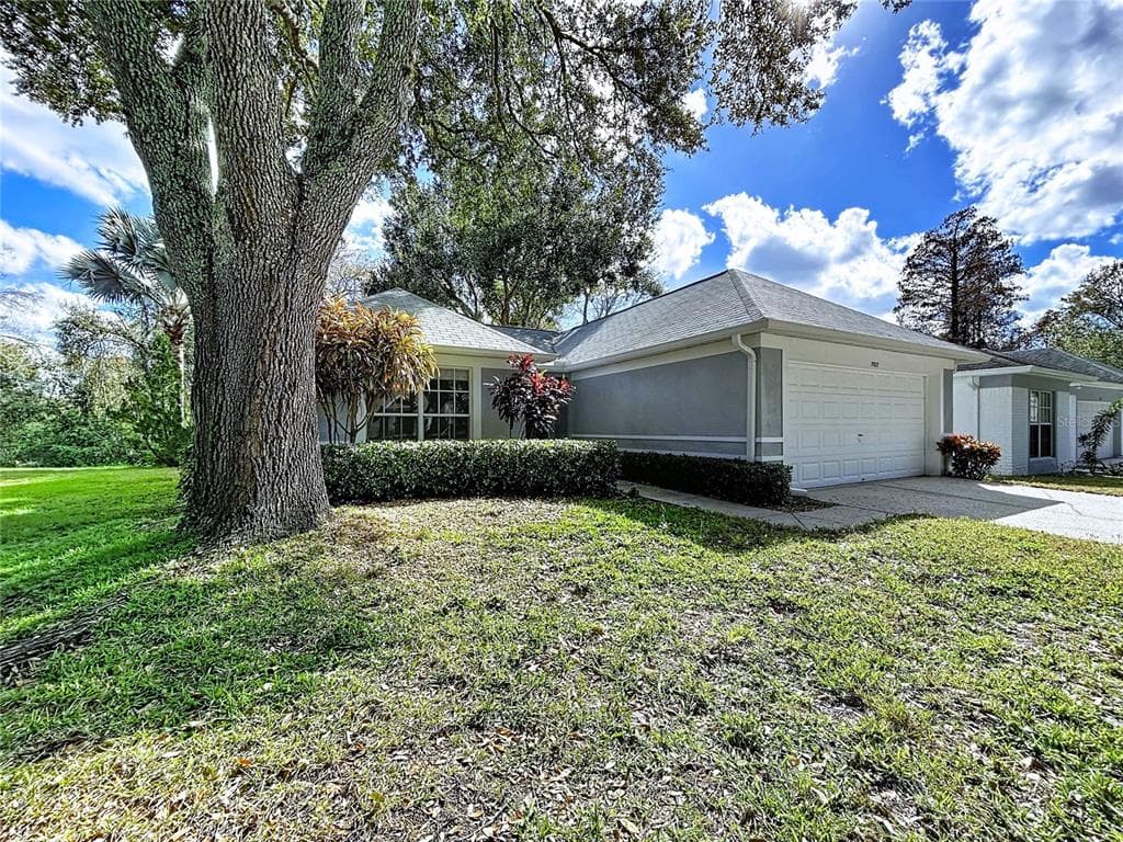 7517 SAVANNAH LANE TAMPA, FL 33637