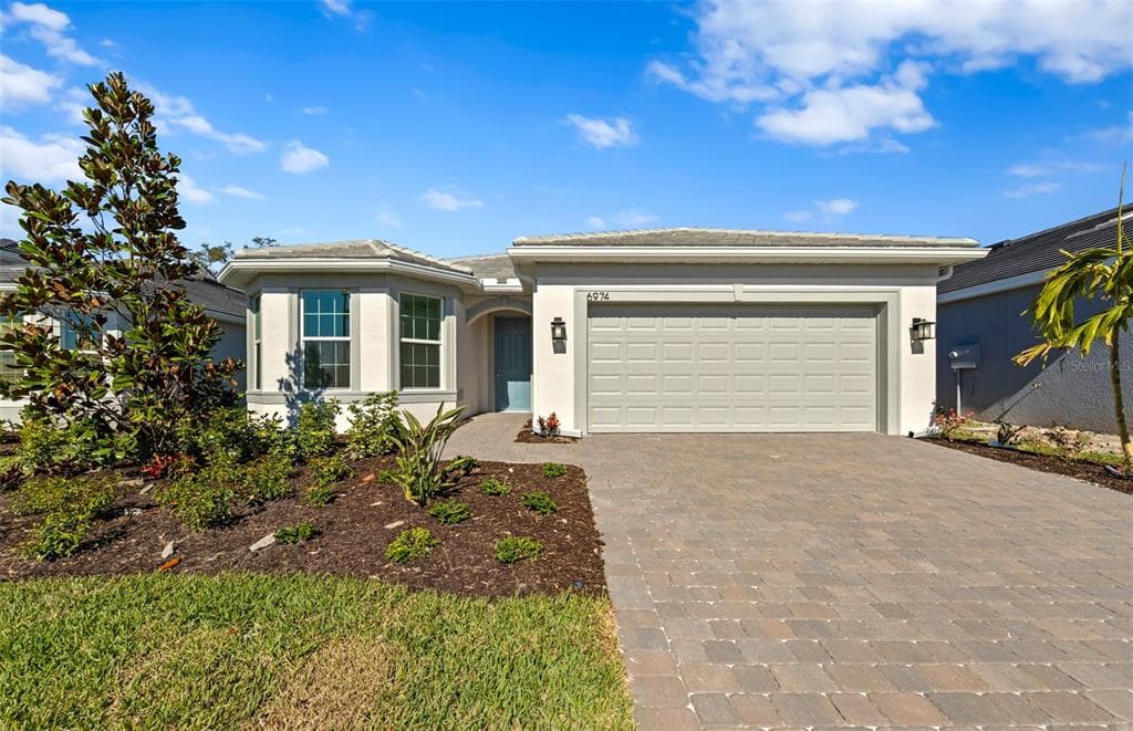 6974 MINNEOLA COURT NOKOMIS, FL 34275