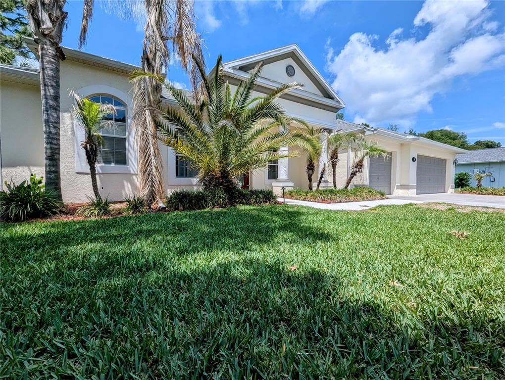8 FIG COURT E HOMOSASSA, FL 34446
