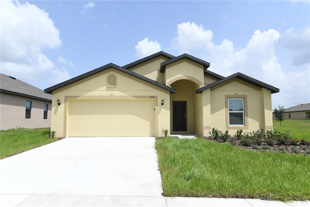 1656 LUFT LANE MASCOTTE, FL 34753