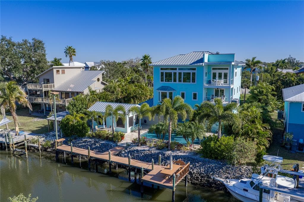 125 BURNS ROAD TERRA CEIA, FL 34250