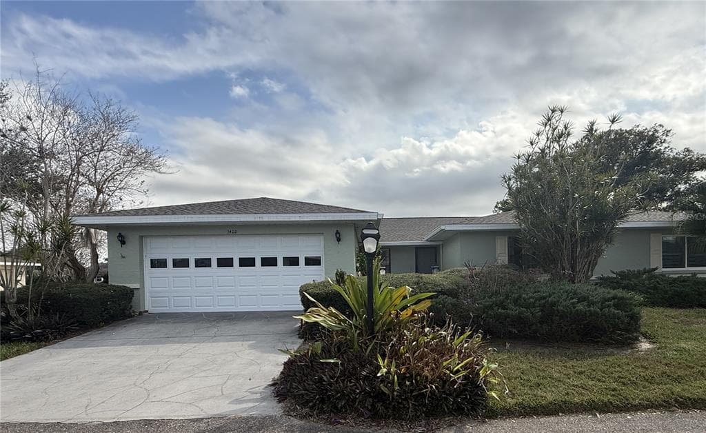 1402 INGRAM DRIVE SUN CITY CENTER, FL 33573