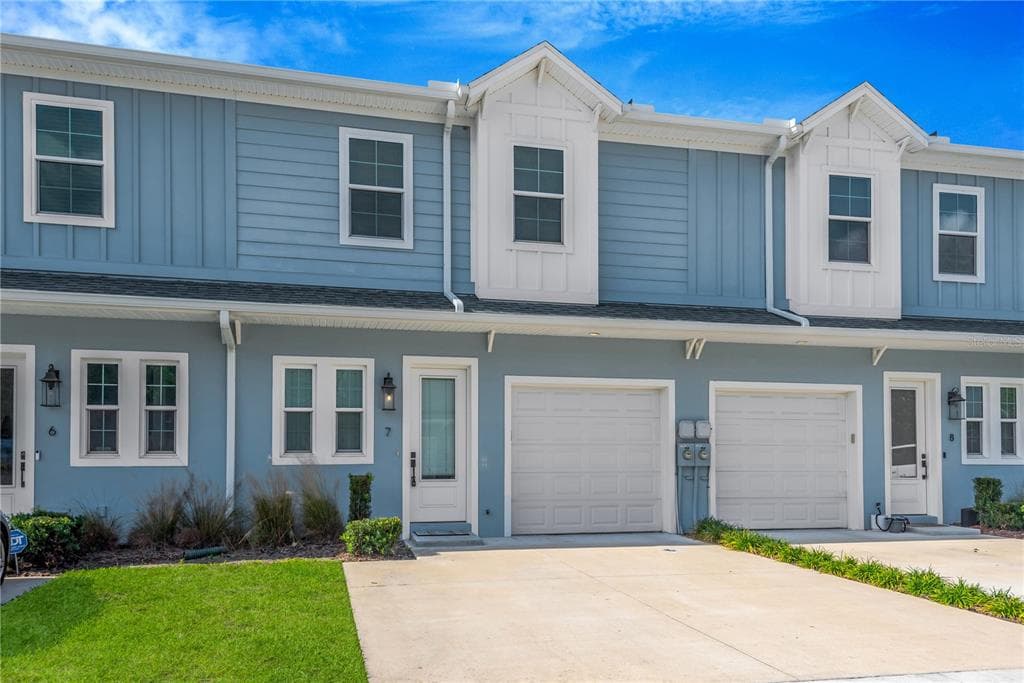 3722 W MANGO AVENUE UNIT 7 TAMPA, FL 33611