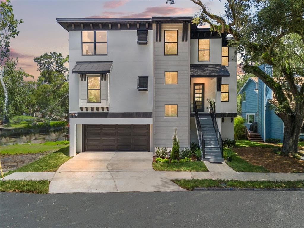 321 W HANLON STREET