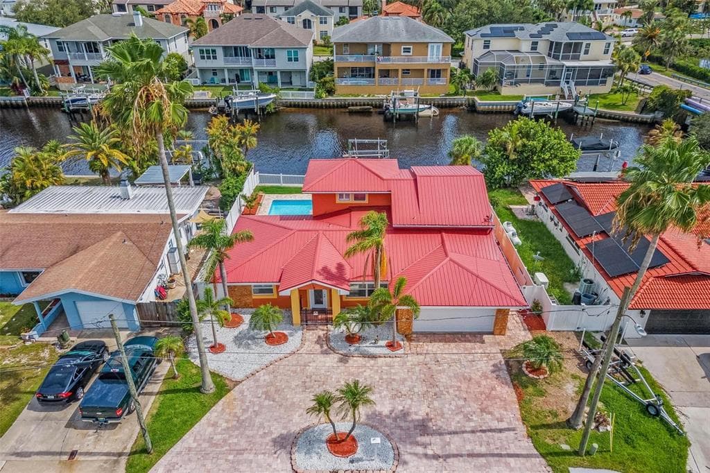 325 W MARTIN LUTHER KING JR DRIVE TARPON SPRINGS, FL 34689
