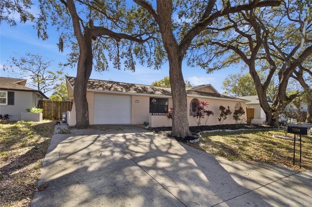 7230 SAN MORITZ DRIVE PORT RICHEY, FL 34668