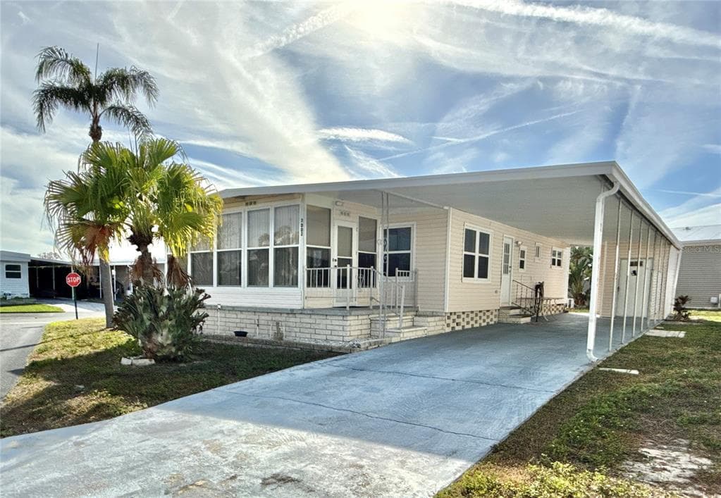 7002 MOUNT BRISTOL BOULEVARD NE UNIT 448 ST PETERSBURG, FL 33702