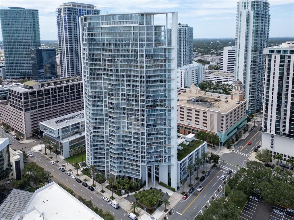 175 1ST STREET S UNIT 1008 ST PETERSBURG, FL 33701
