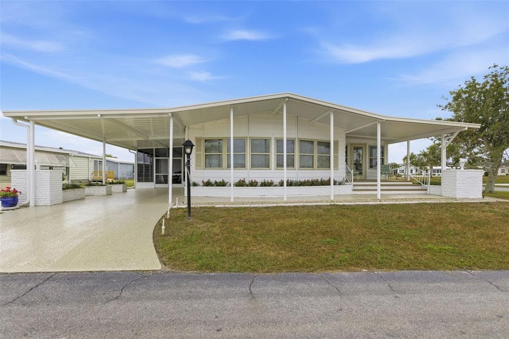 521 EL PRADO NORTH PORT, FL 34287