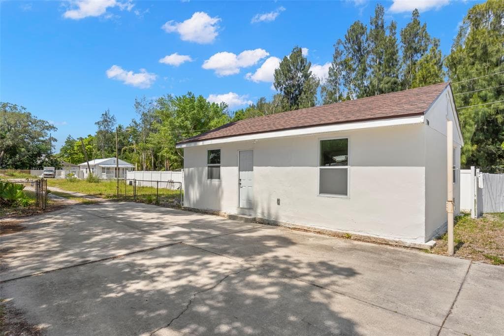 3300 70TH AVENUE N ST PETERSBURG, FL 33702