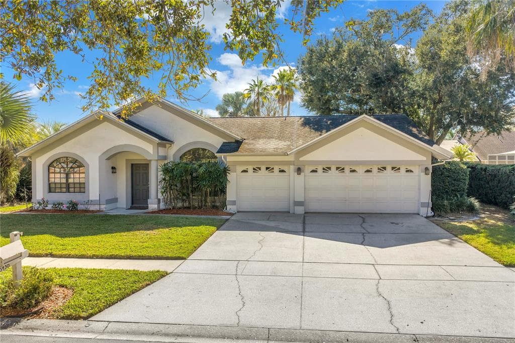 8436 RIDGEBROOK CIRCLE ODESSA, FL 33556