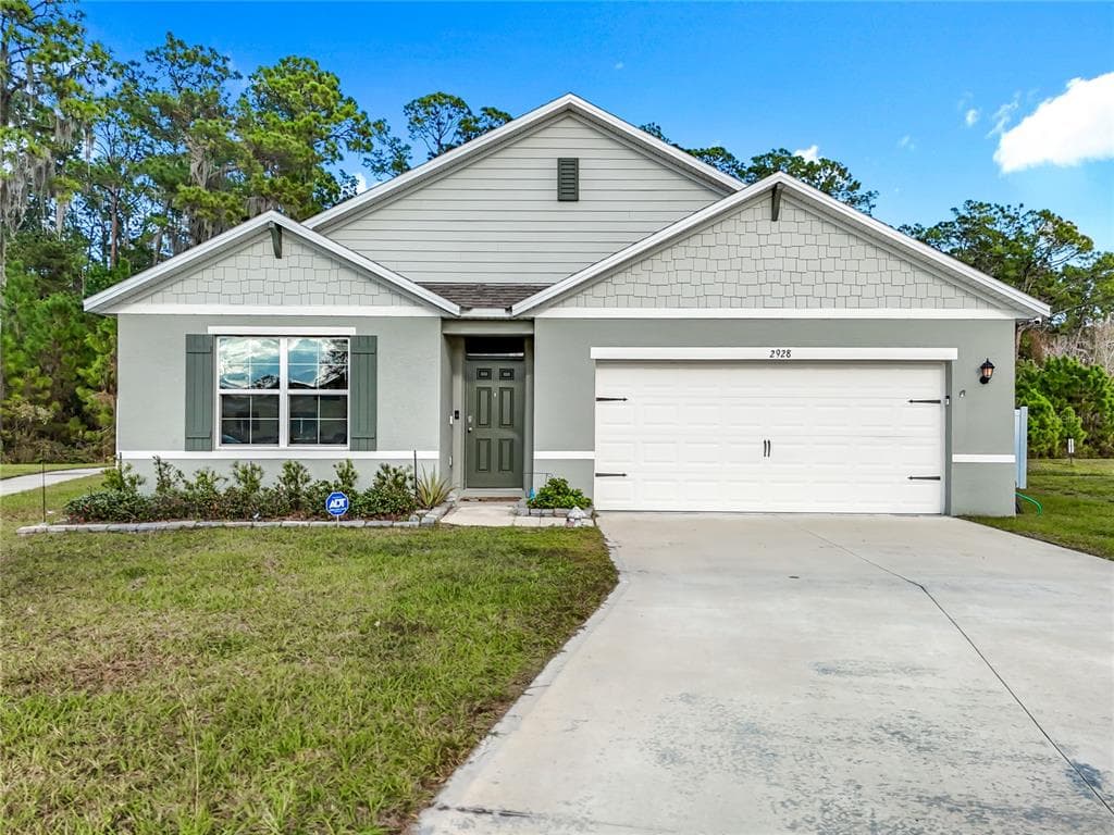 2928 CANARY LANE TAVARES, FL 32778