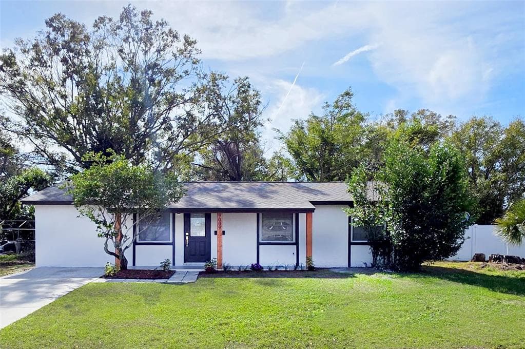 9009 TREE VALLEY CIRCLE TAMPA, FL 33615