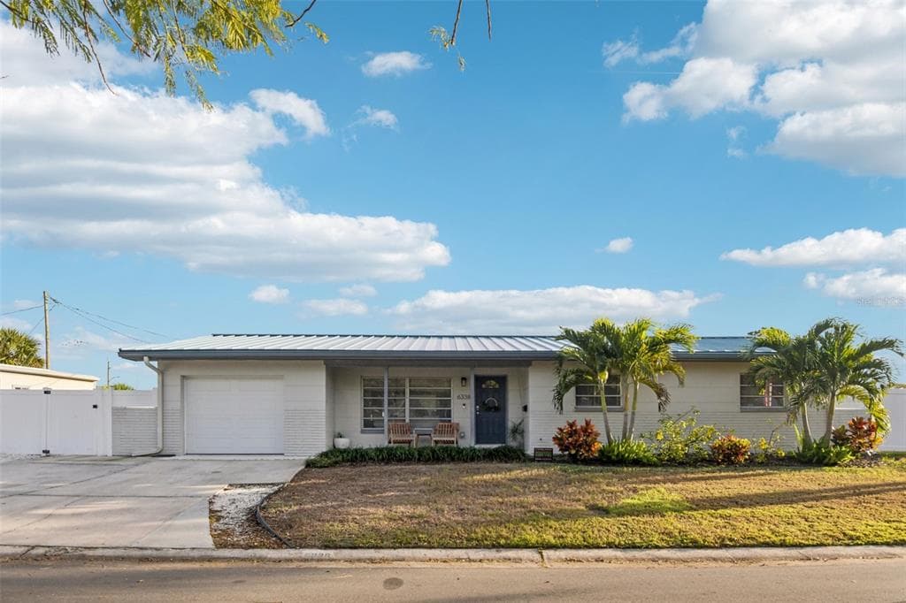 6338 6TH AVENUE S ST PETERSBURG, FL 33707