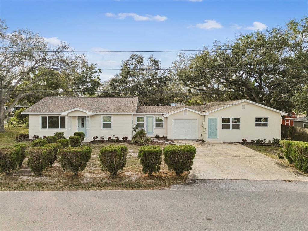 14744 SUNSET DRIVE LARGO, FL 33774