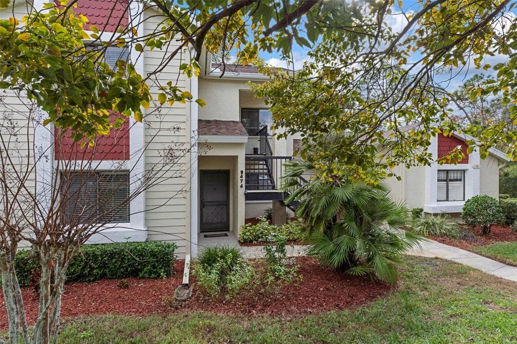 9474 NAKOMA WAY UNIT E WEEKI WACHEE, FL 34613
