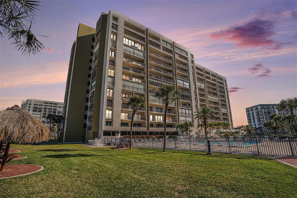 1480 GULF BOULEVARD UNIT 905