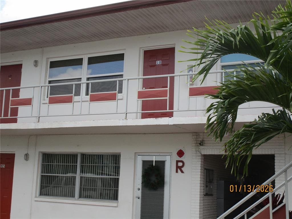 1950 58TH AVENUE N UNIT 18 ST PETERSBURG, FL 33714