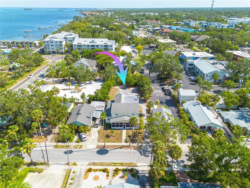 220 SCOTLAND STREET DUNEDIN, FL 34698