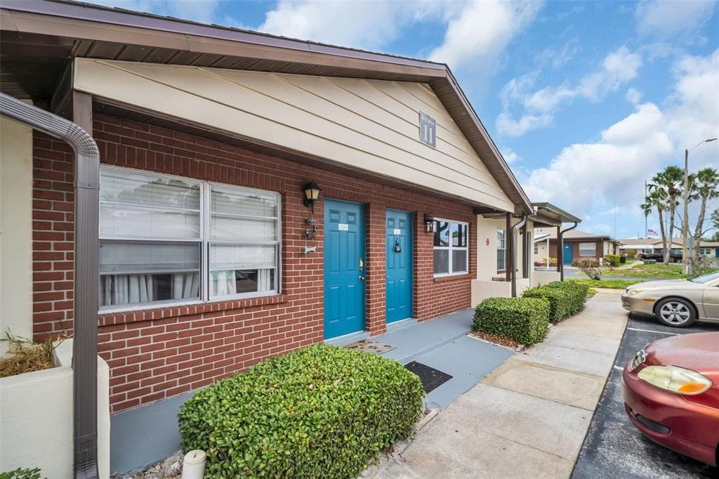 24862 US HIGHWAY 19 N UNIT 1105 CLEARWATER, FL 33763