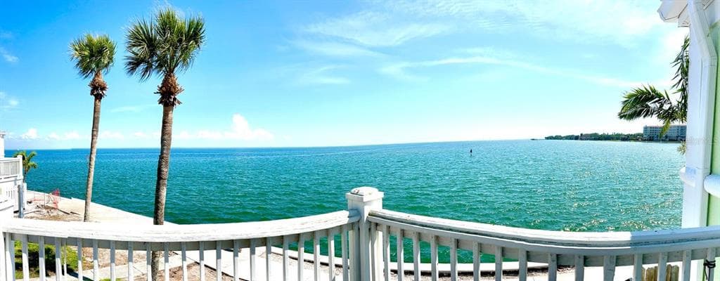 5285 COQUINA KEY DRIVE SE UNIT C ST PETERSBURG, FL 33705