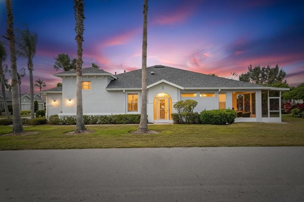 1257 LYNDHURST GREENS DRIVE SUN CITY CENTER, FL 33573