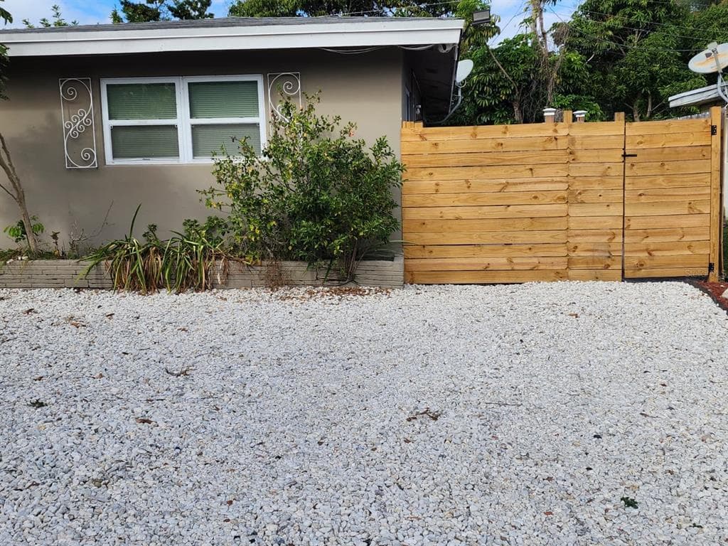 3831 SW 11TH STREET FORT LAUDERDALE, FL 33312