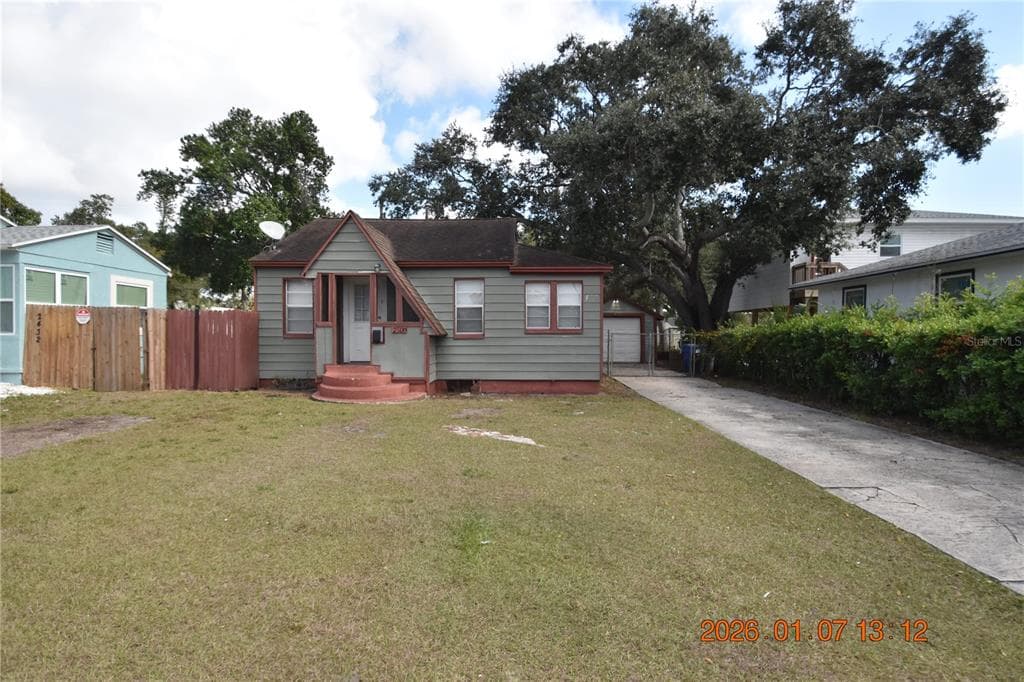 2500 AUBURN STREET S ST PETERSBURG, FL 33712