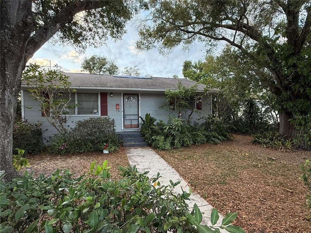 1220 47TH STREET N ST PETERSBURG, FL 33713