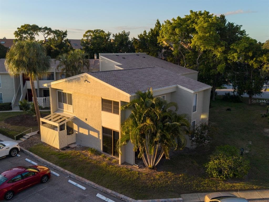 622 WINDRUSH BAY DRIVE Bldg K TARPON SPRINGS, FL 34689