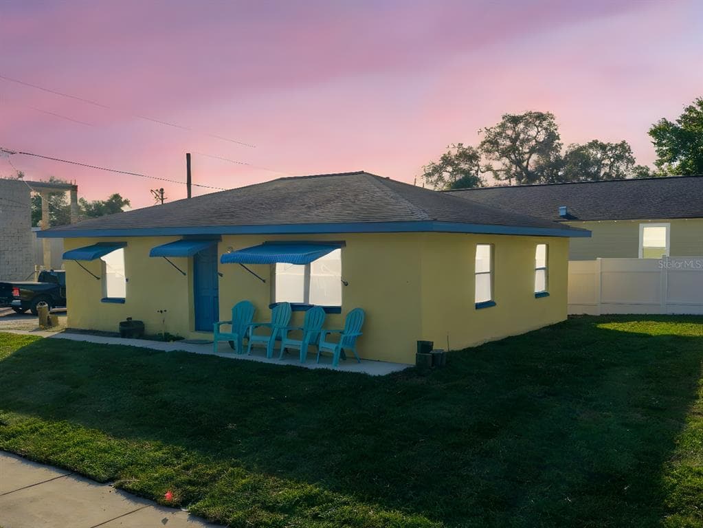 103 E PARK STREET TARPON SPRINGS, FL 34689