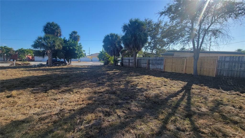 445 90TH AVENUE ST PETERSBURG, FL 33706