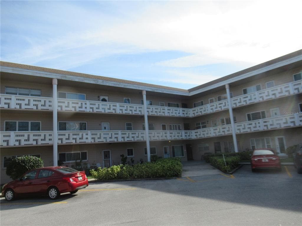 2435 SUMATRAN WAY UNIT 51 CLEARWATER, FL 33763