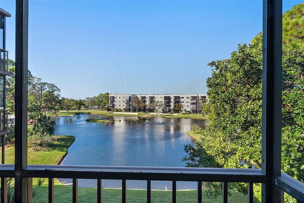 6188 80TH STREET N UNIT 303